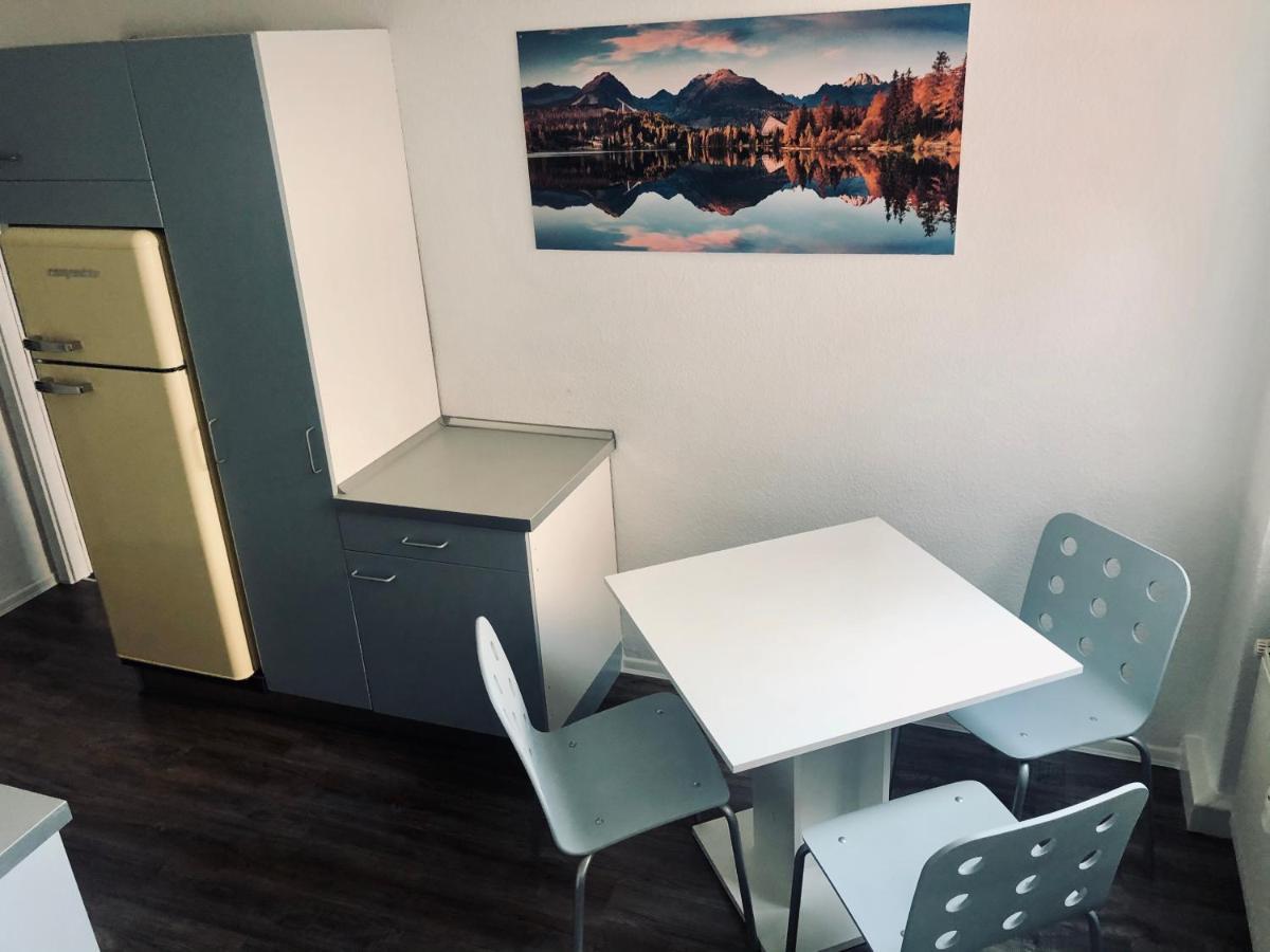 Wohnen Zuhause - Zu Gast In Apartment